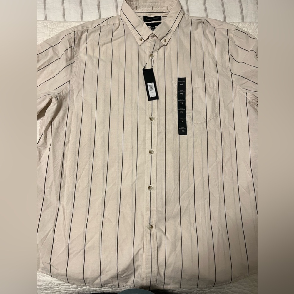 Banana Republic NWT Men’s Long Sleeve Button Down Shirt Slim Untucked